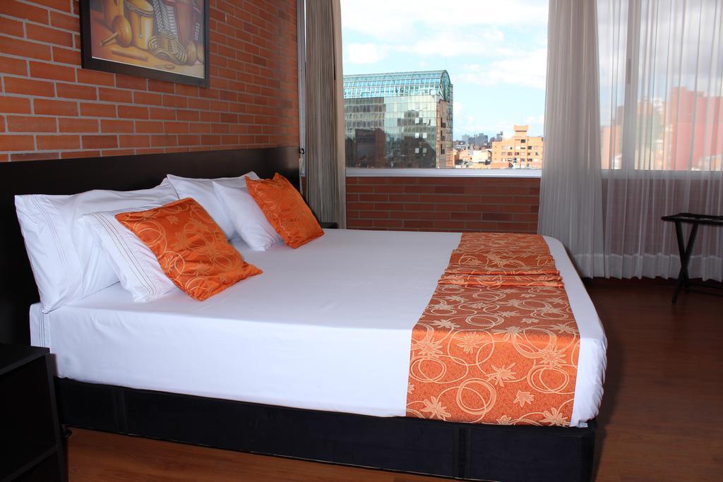 Hotel Bogota Astral Exterior foto